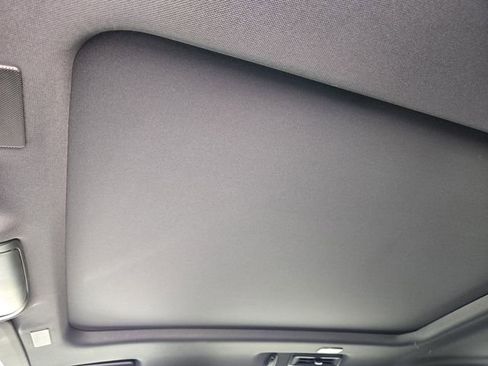 New 2025 Chevrolet Suburban Premier w/ Sun And Tow Package AWD/4WD image 20