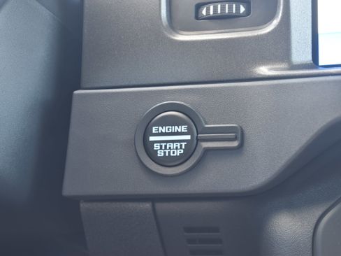 New 2025 Ford Bronco image 17