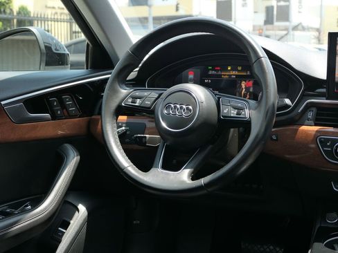 Used 2022 Audi A4 2.0T Premium Plus image 28