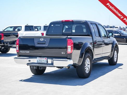 Used 2018 Nissan Frontier SV w/ Value Truck Package RWD image 6
