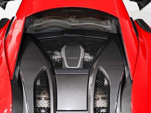 Used 2017 McLaren 570S Coupe RWD image 40