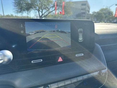 Used 2025 Hyundai Ioniq 5 SEL AWD/4WD image 28