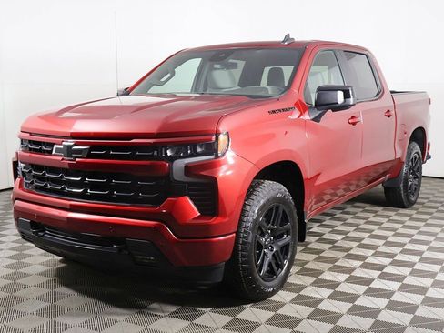 Used 2024 Chevrolet Silverado 1500 RST w/ Dark Appearance Package image 10