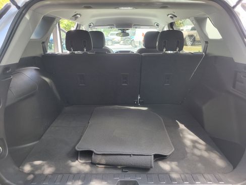 Used 2020 GMC Terrain SLE image 15