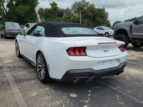 Used 2026 Ford Mustang GT Premium RWD image 4