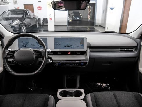 Used 2024 Hyundai Ioniq 5 SEL RWD image 16