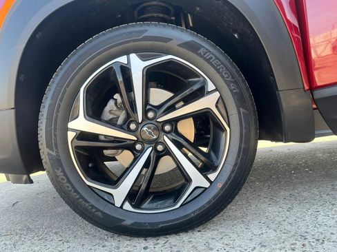 Used 2023 Chevrolet TrailBlazer RS image 37