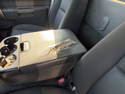 Used 2011 Chevrolet Silverado 1500 LT w/ Interior Plus Package image 8