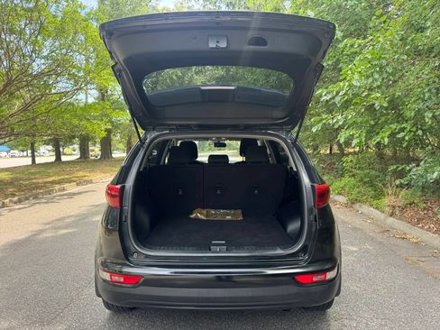 Used 2017 Kia Sportage LX FWD image 6