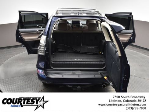 Used 2023 Lexus GX 460 Premium image 45