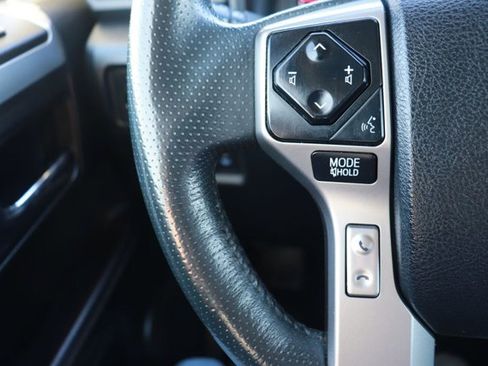 Used 2022 Toyota 4Runner SR5 Premium image 20