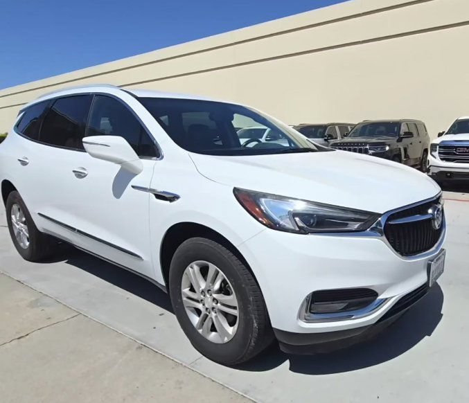Used 2018 Buick Enclave Essence w/ Trailering Package FWD image 19