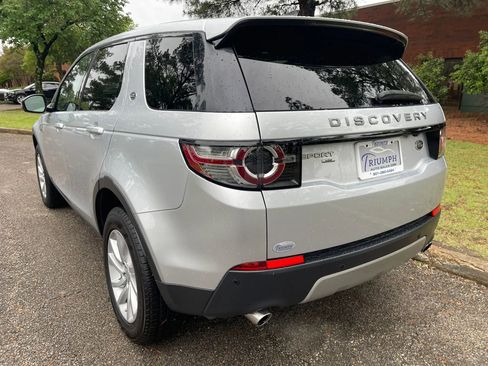 Used 2018 Land Rover Discovery Sport HSE AWD/4WD image 3