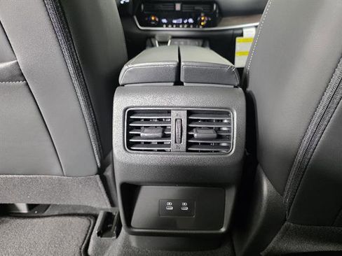 New 2026 Nissan Rogue Platinum AWD/4WD image 42