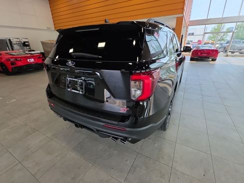 Used 2023 Ford Explorer ST w/ Equipment Group 401A AWD/4WD image 8