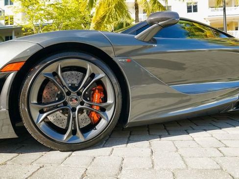 Used 2018 McLaren 720S Performance image 14