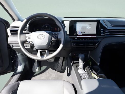 New 2026 Toyota Camry LE image 9