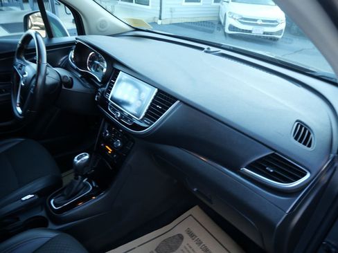 Used 2018 Buick Encore Preferred image 30