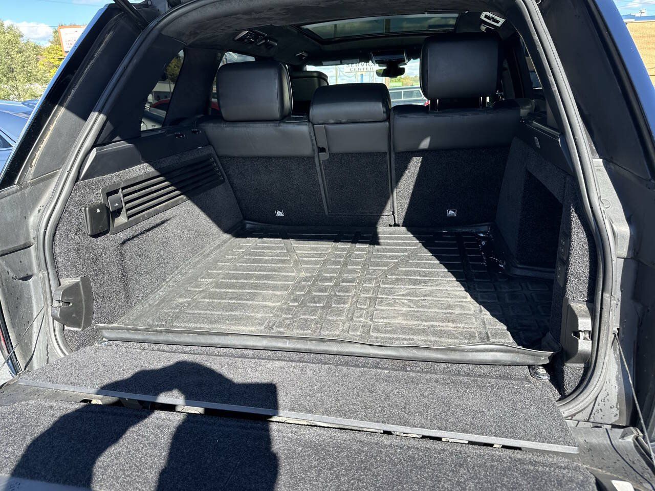 Used 2018 Land Rover Range Rover Autobiography AWD/4WD image 14