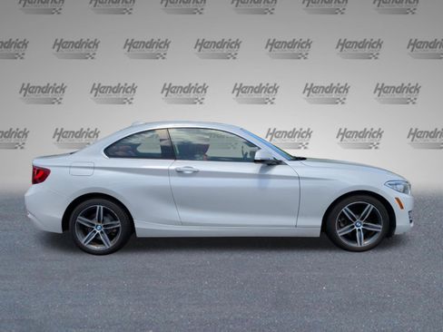 Used 2017 BMW 230i xDrive Coupe AWD/4WD image 6