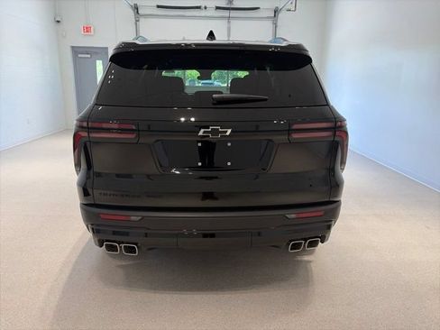 New 2026 Chevrolet Traverse LT w/ Midnight/Sport Edition AWD/4WD image 5