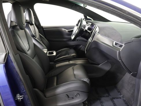 Used 2017 Tesla Model X 75D image 28