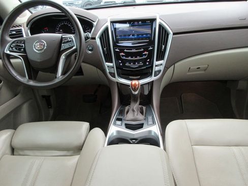 Used 2016 Cadillac SRX Performance w/ Driver Awareness Package image 16