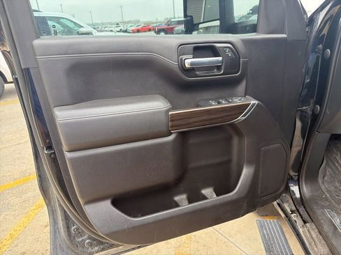 Used 2021 Chevrolet Silverado 1500 LT Trail Boss w/ Bed Protection Package image 12