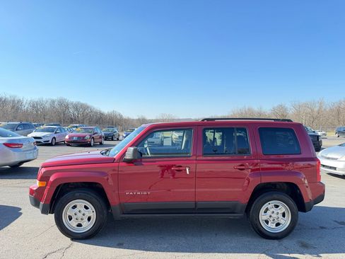 Used 2016 Jeep Patriot Sport w/ Power Value Group image 1