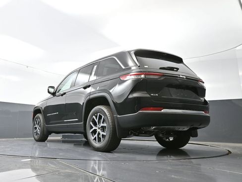 New 2025 Jeep Grand Cherokee Limited w/ Luxury Tech Group II image 50