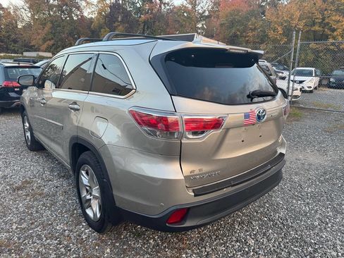 Used 2015 Toyota Highlander Limited Platinum image 10
