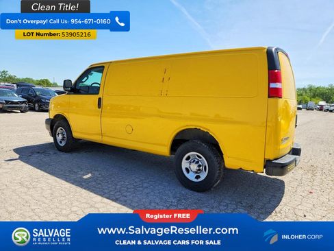 Used 2021 Chevrolet Express 2500 w/ Driver Convenience Package RWD image 3