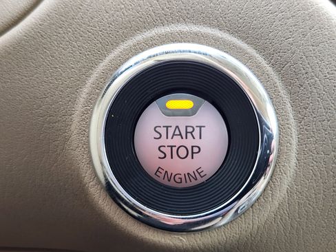 Used 2014 Nissan Pathfinder Platinum w/ Platinum Premium Package image 20