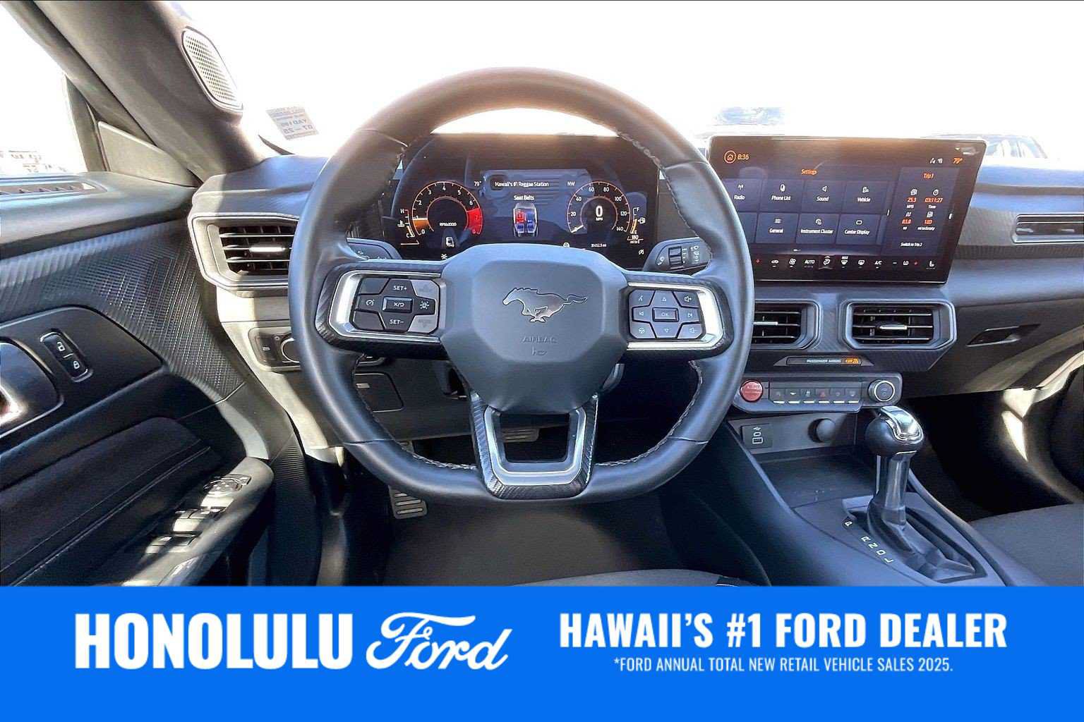 Used 2024 Ford Mustang Convertible RWD image 13