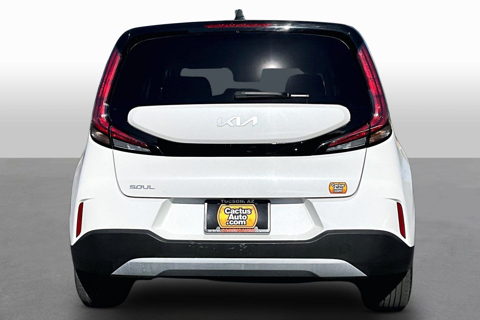 Used 2023 Kia Soul LX FWD image 4