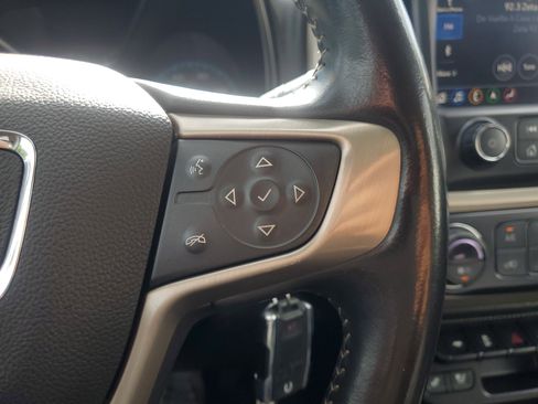 Used 2021 GMC Canyon Denali RWD image 21