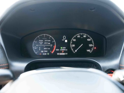 Used 2024 Honda HR-V Sport image 16