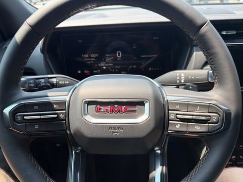 New 2026 GMC Terrain AT4 w/ Technology Package II AWD/4WD image 17