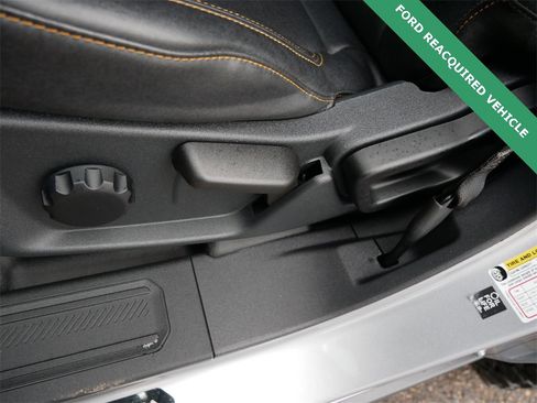 Used 2024 Ford Bronco Badlands image 14