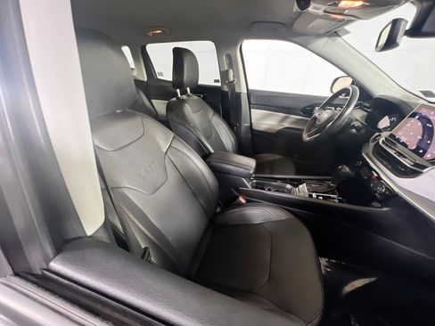 Used 2022 Jeep Compass Limited AWD/4WD image 25