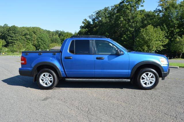 Used 2010 Ford Explorer Sport Trac XLT AWD/4WD image 30