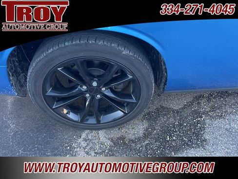Used 2016 Dodge Challenger SXT Plus image 15