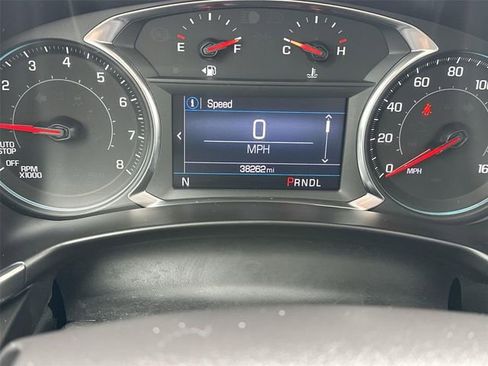 Used 2023 Chevrolet Equinox RS FWD image 12