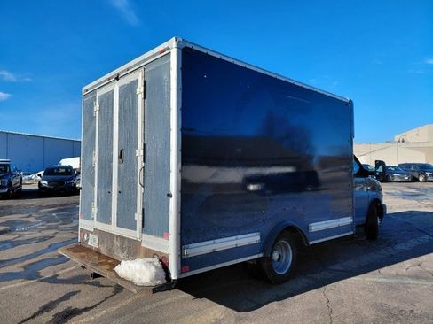 Used 2020 Chevrolet Express 3500 w/ Driver Convenience Package image 11