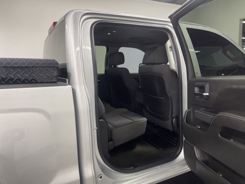 Used 2015 Chevrolet Silverado 1500 LT image 19