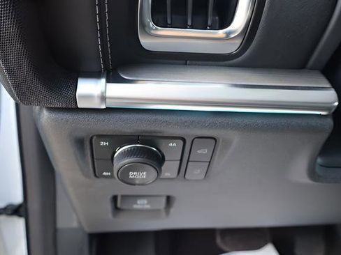 New 2026 Ford Expedition Platinum w/ Driver's Package image 25