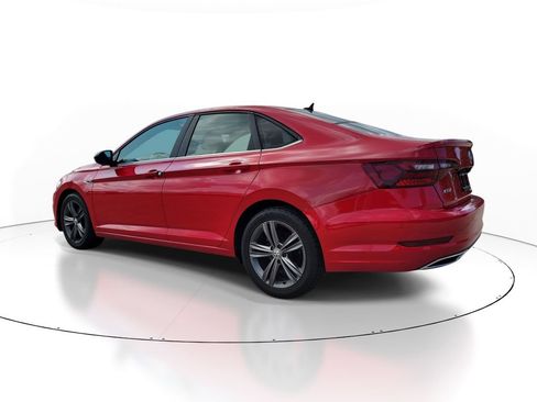 Used 2021 Volkswagen Jetta R-Line w/ R-Line Cold Weather Package FWD image 3