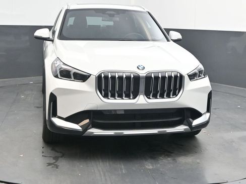 New 2026 BMW X1 xDrive28i w/ Convenience Package image 2