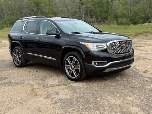 Used 2018 GMC Acadia Denali w/ Technology Package image 7