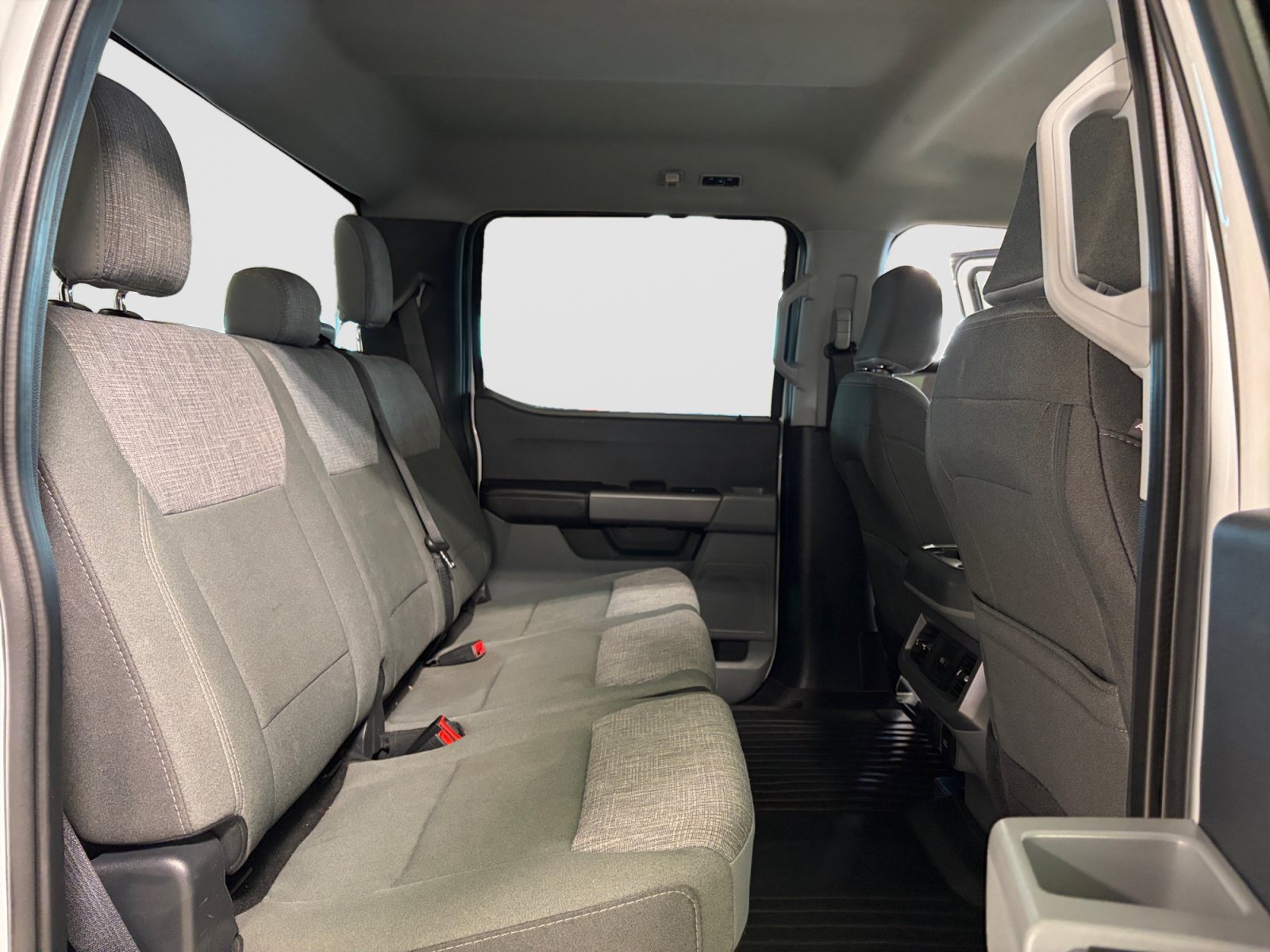 Used 2024 Ford F250 XLT w/ FX4 Off-Road Package AWD/4WD image 20